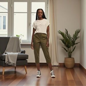 Reitmans Petite, High-Rise Poplin Capri Pants, XXL Plus Size, Khaki Green